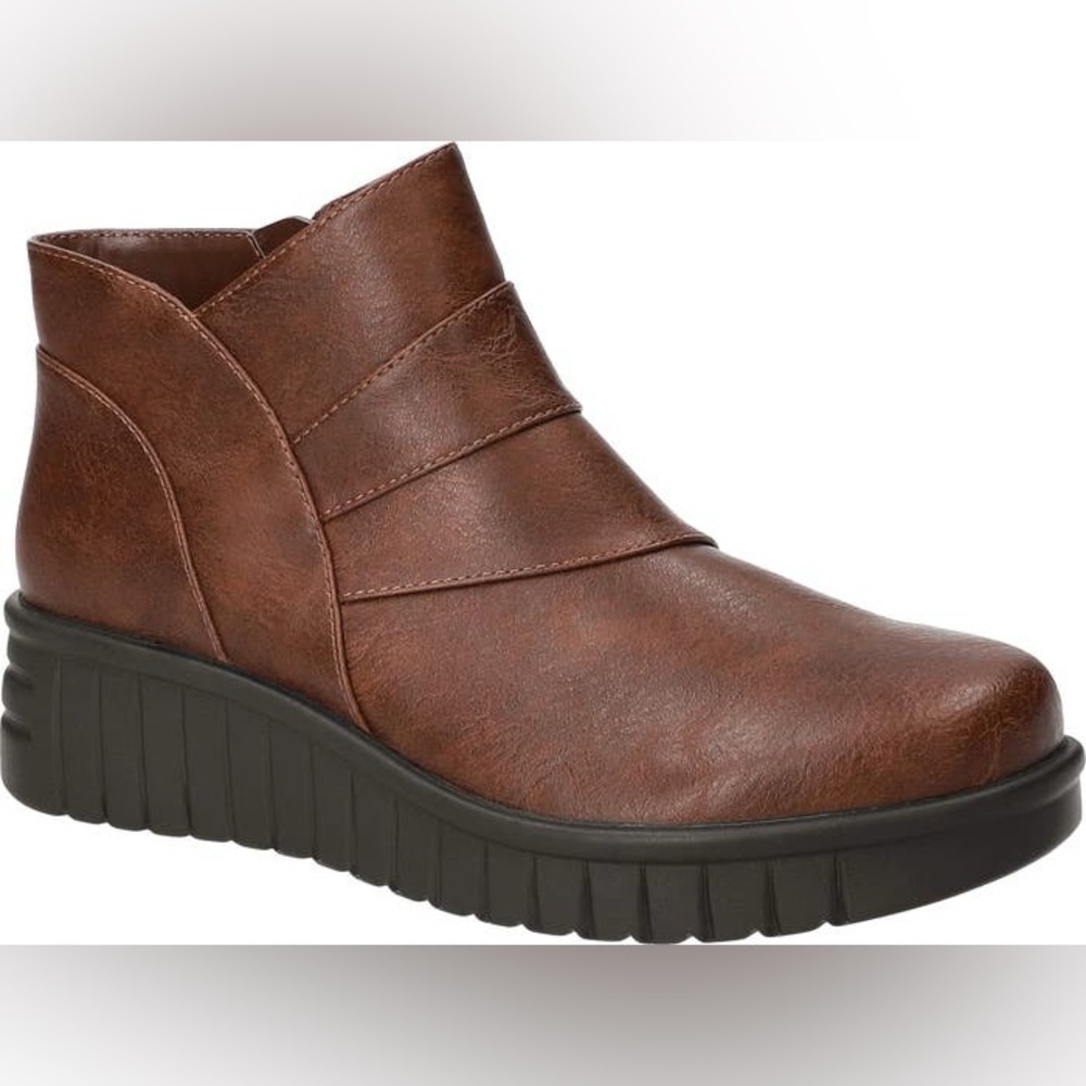 (Size: 7) Easy Street Rayleen Women's
Platform Ankle Boots